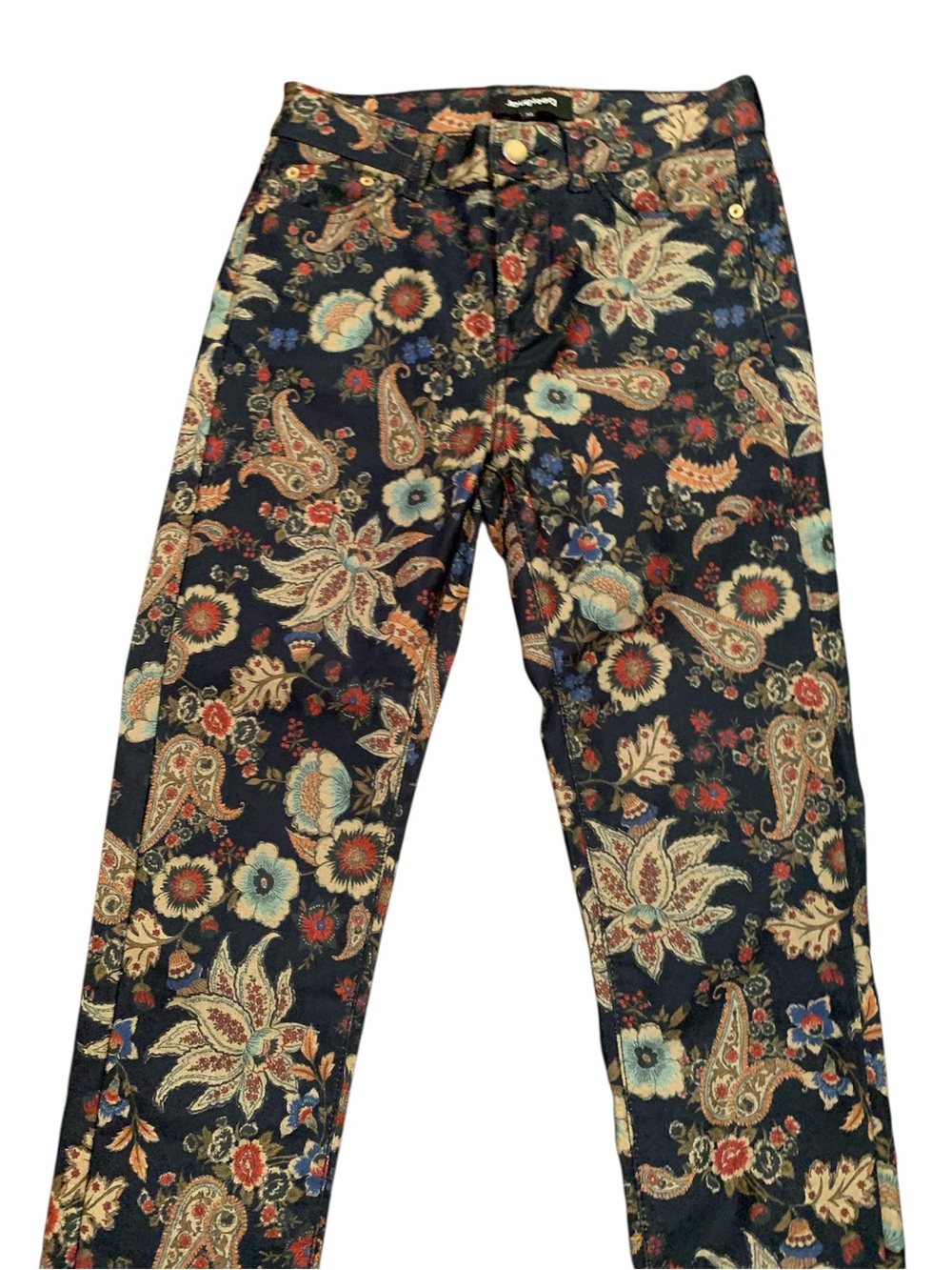 ❤️DESIGUAL❤️NWOT! CANDELA PRINTED FLORAL AND PAISLEY SKINNY TROUSERS.